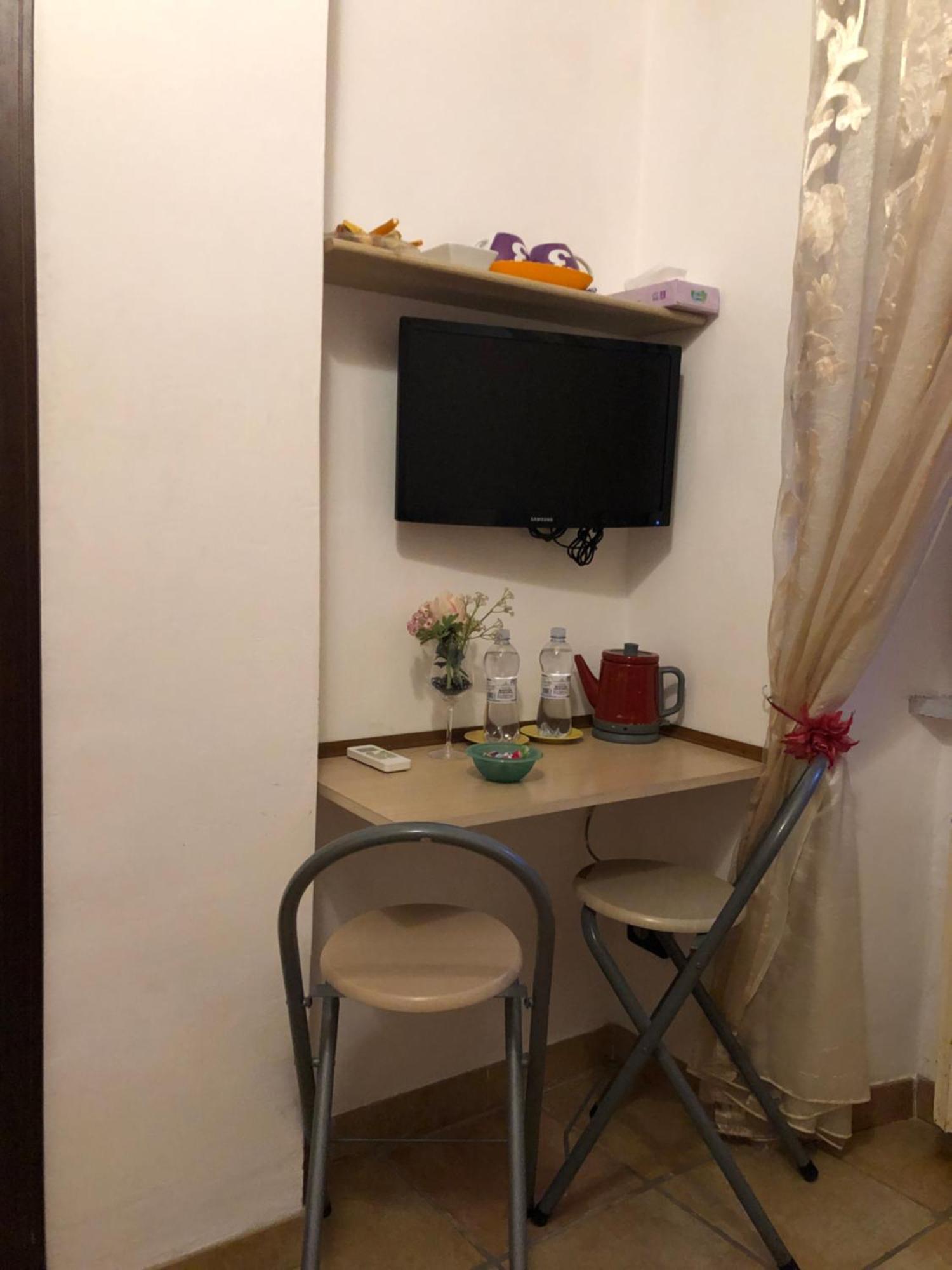 La Finestra Di Umberto Vicino Al Centro Con Parcheggio Privato Bed & Breakfast Viterbo Eksteriør bilde